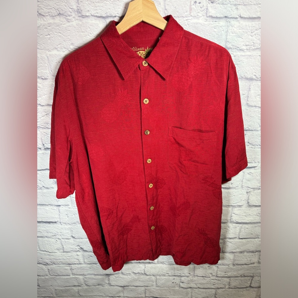 Carribean Hawaiian Silk‎ Men's Shirt size large with Tropical pineapple print